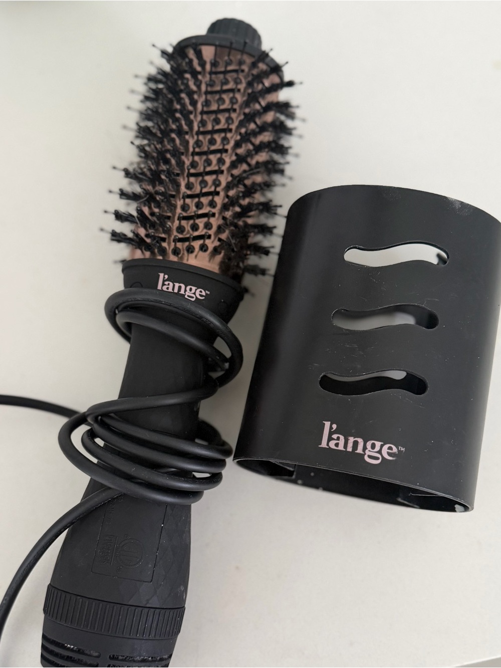L’ange Le Volume